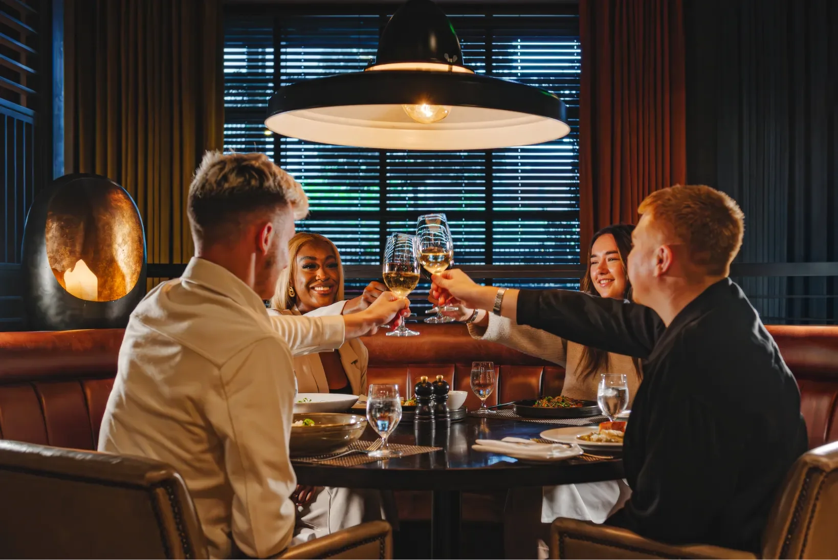 Dakota Manchester Bar