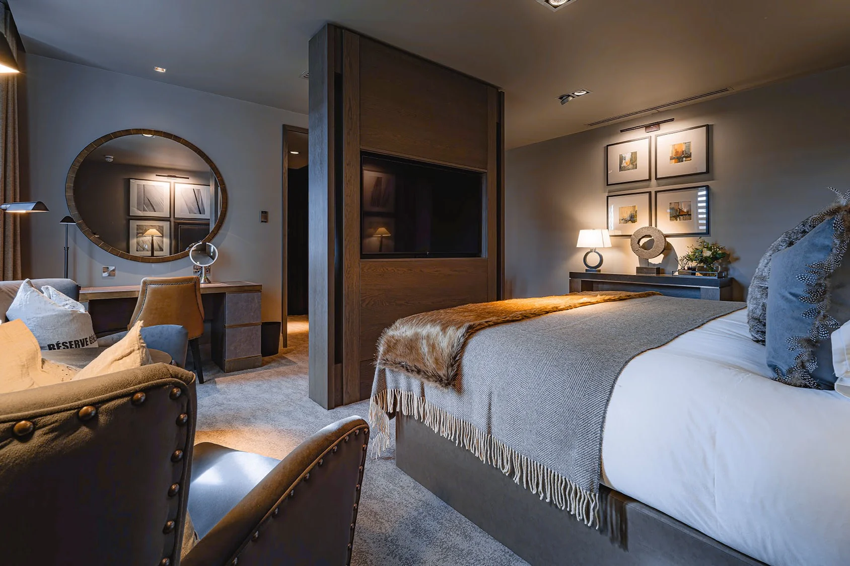 Dakota Manchester Location